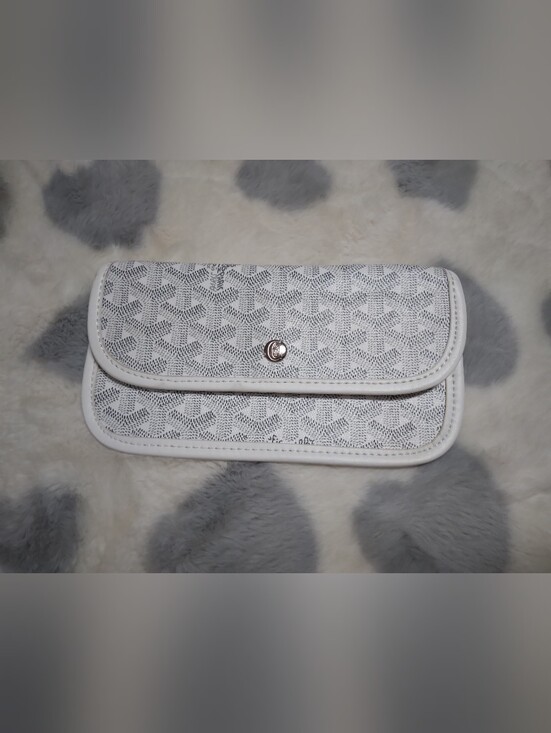 Goyard Handbags - Goyard White Patterned Women's Wallet